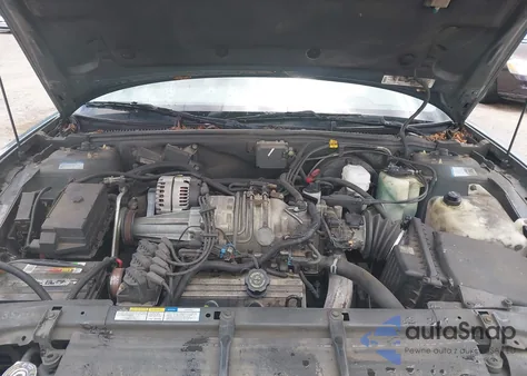 2002 Buick Park Avenue Ultra z USA, uszkodzony, nr VIN 1G4CU541824107015